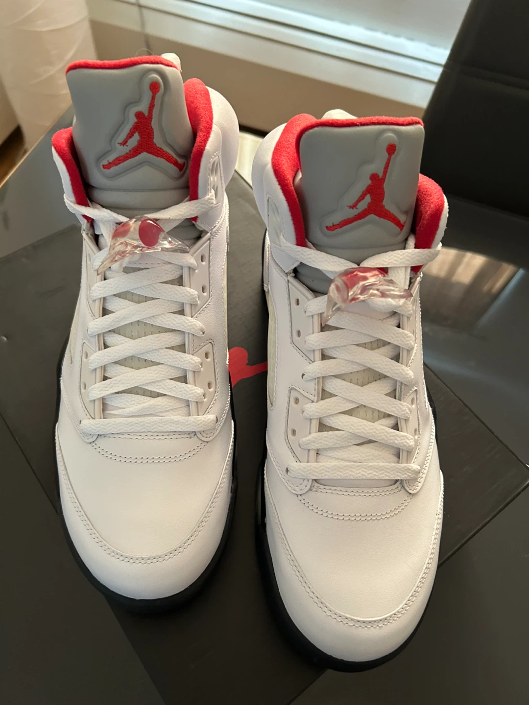 Air Jordan 5 Retro White Fire Red - photo 3