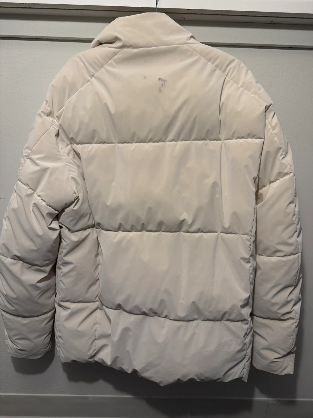 Cream Puffer Jacket (Size L) – $10 Quick Sell