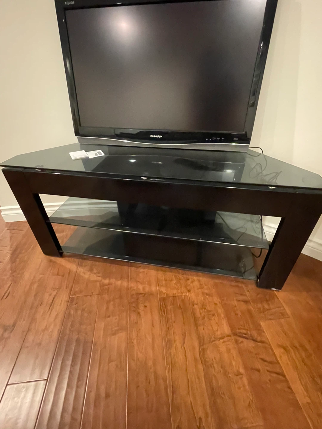 TV + TV Stand with glass top - photo 3