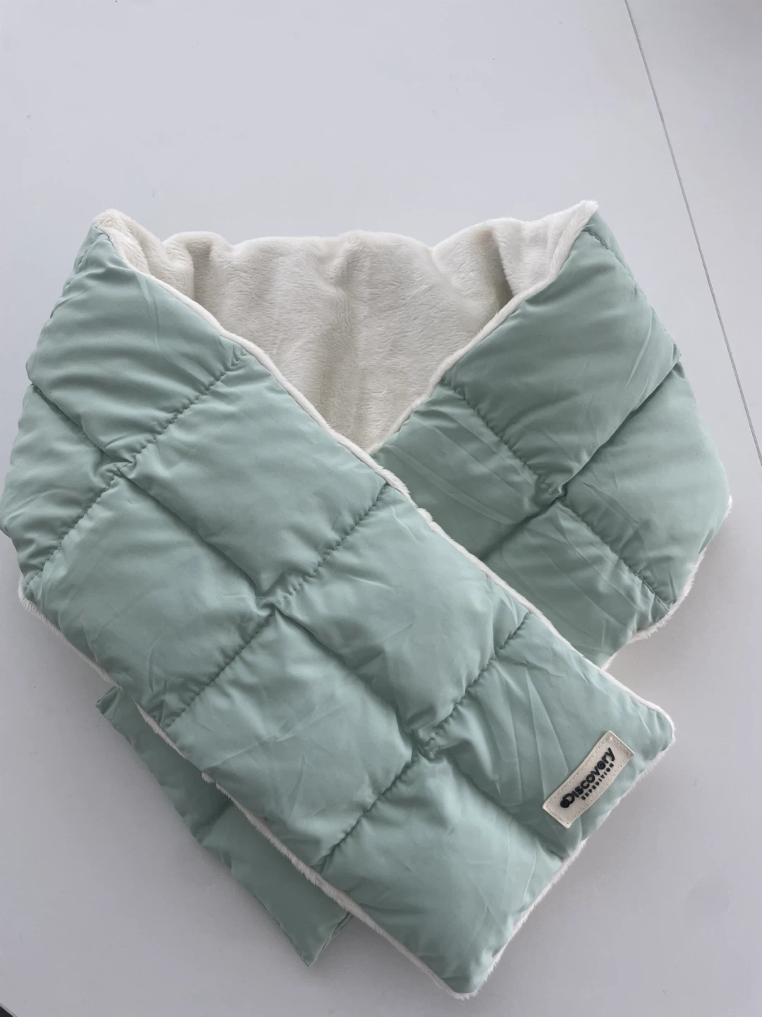 Puffer Scarf (Light Green)