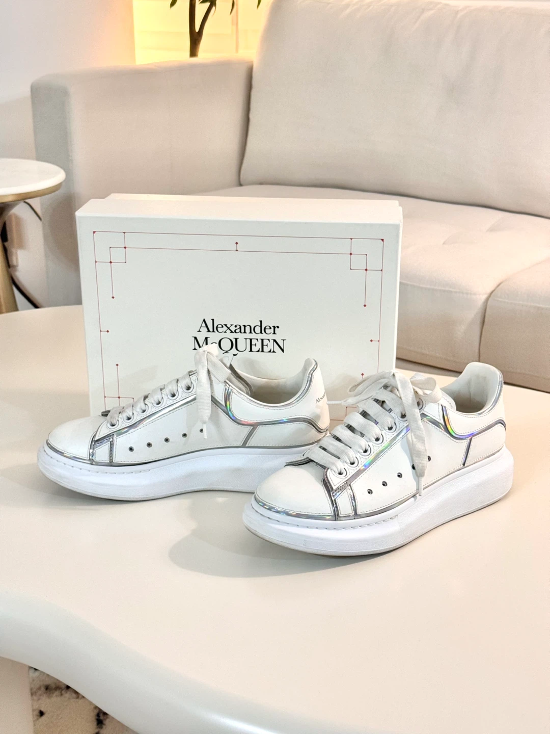 Alexander McQueen Holo Oversized Leather Sneakers - EU 41 - photo 3