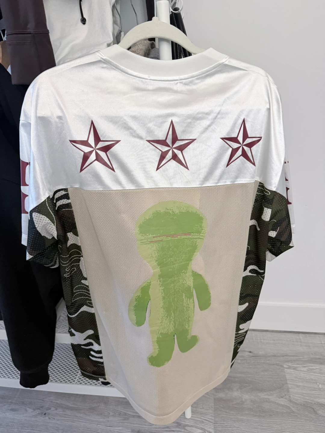HOODHOOD: Jersey Tee – Streetwear Graphic Shirt White Camo Y2K - photo 2