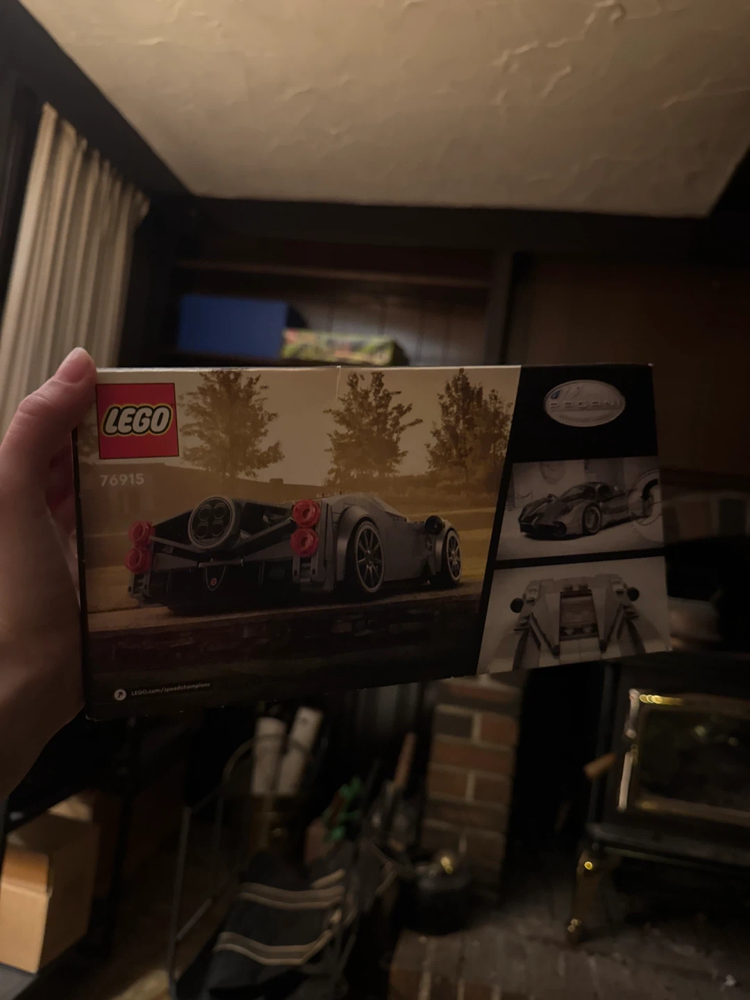 LEGO Speed Champions Pagani Utopia (76915) - photo 2