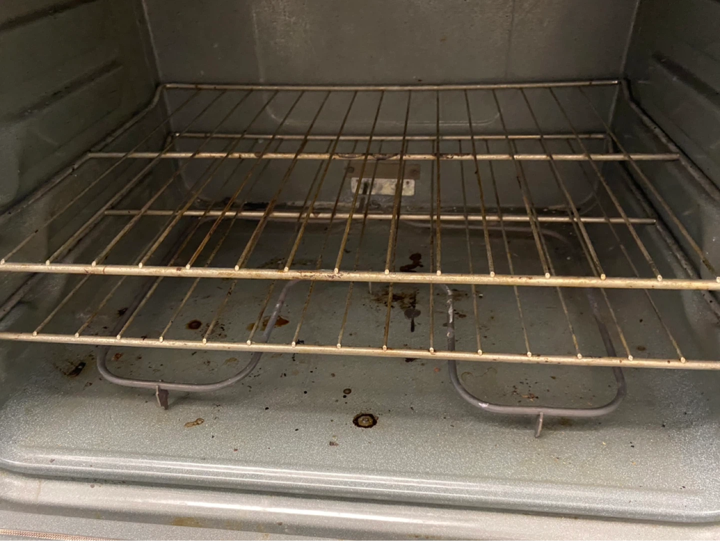 GE Electric Range with 4 Coil Burners and Oven - photo 4