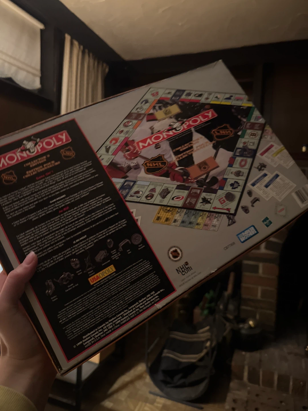 Monopoly NHL Collector's Edition Bilingual Board Game - photo 2
