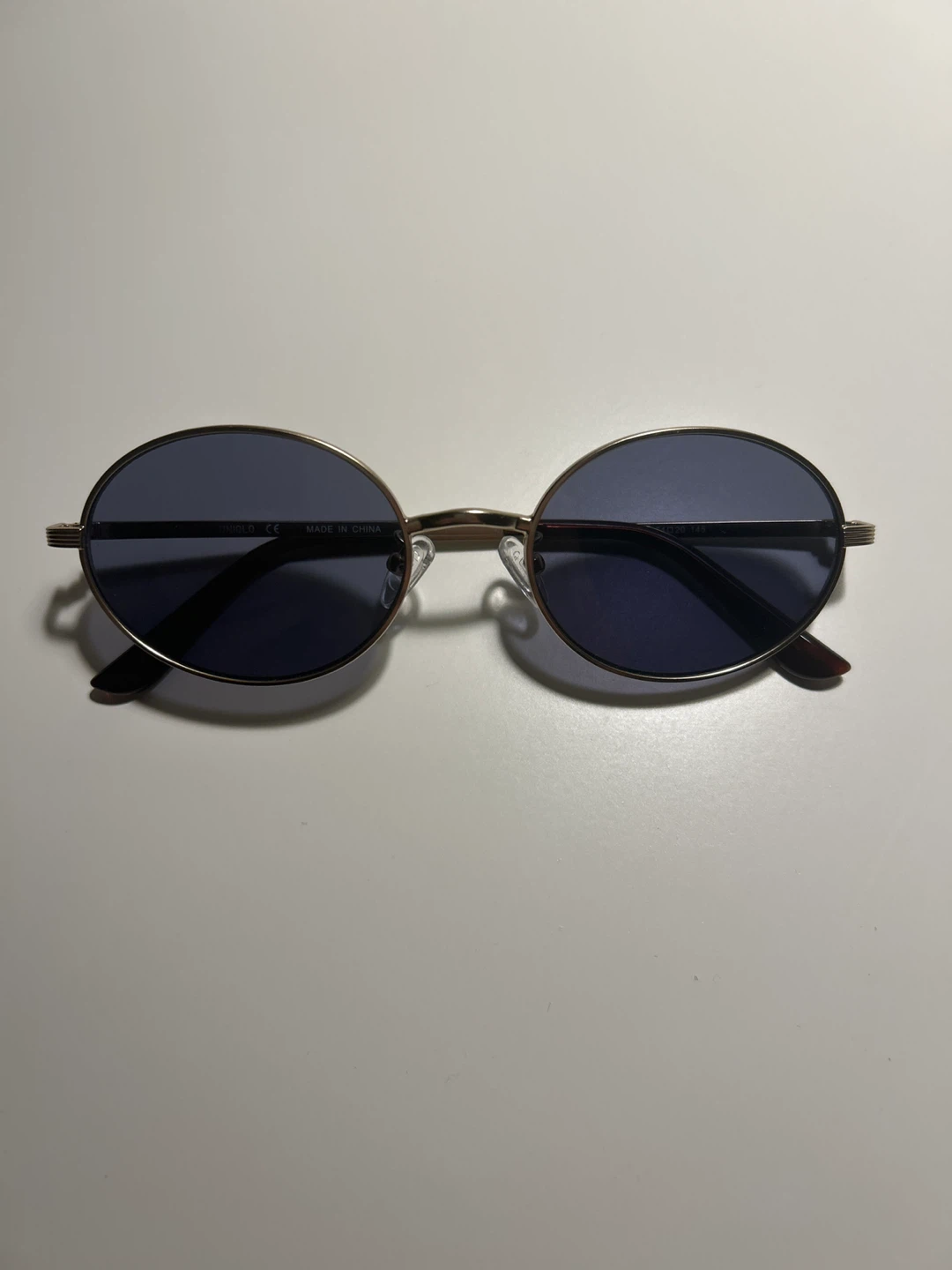 Oval Sunglasses - Gold Frame