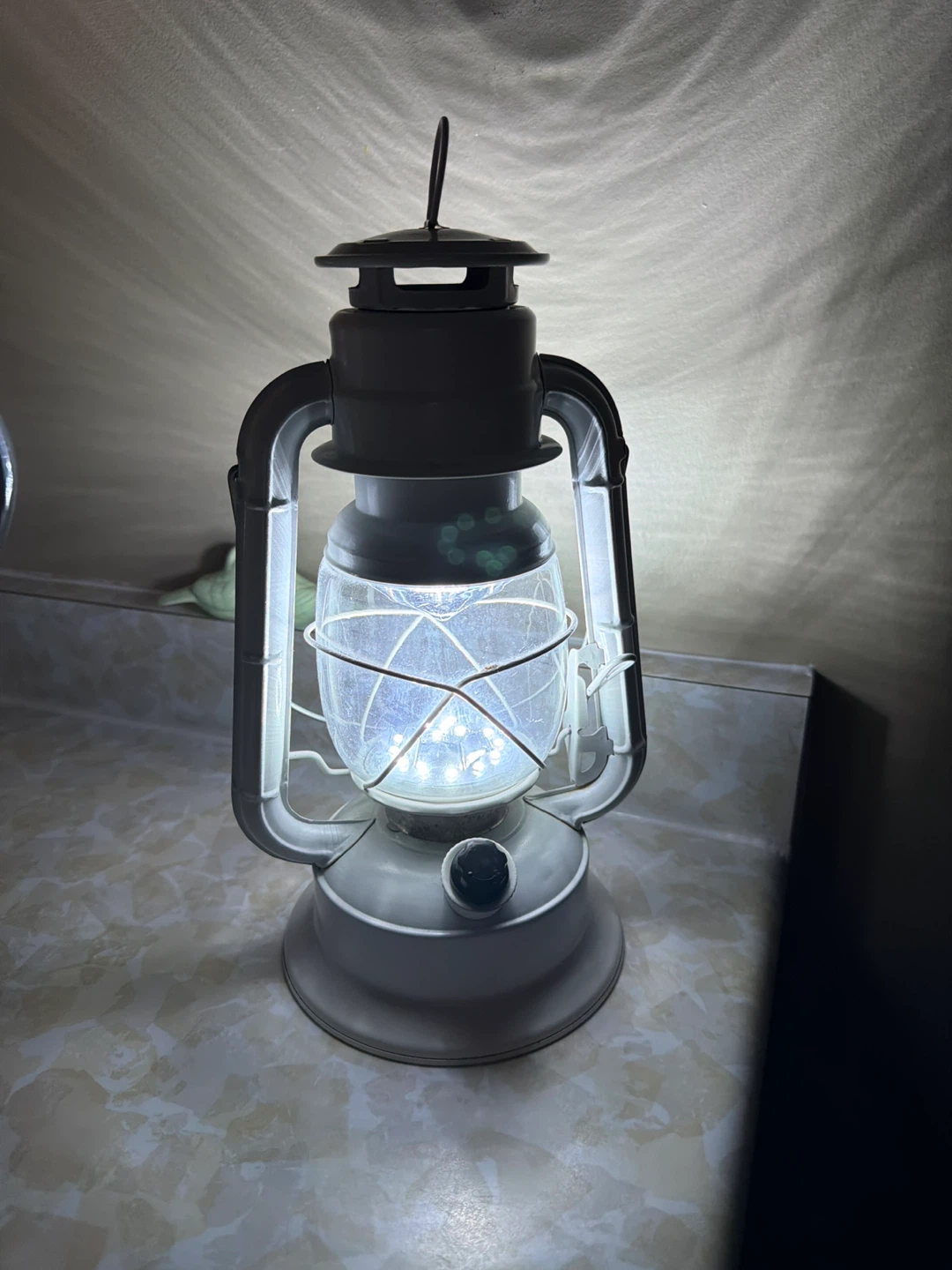 Charming battery-operated lantern - photo 3