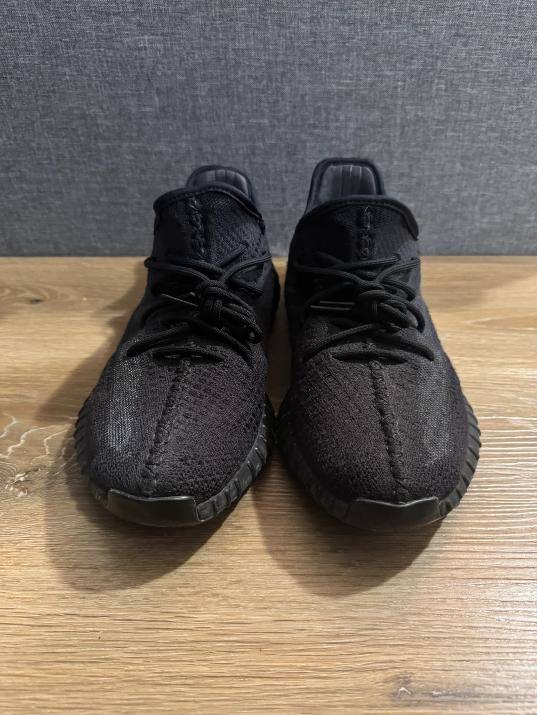 Yeezy Boost 350 V2 Onyx - photo 2