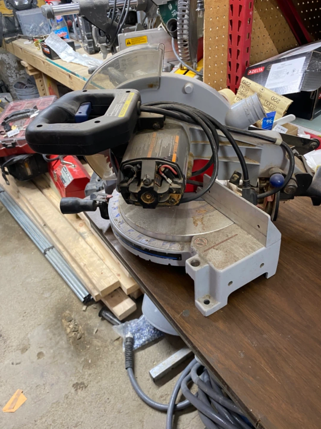 Delta ShopMaster Compound Miter Saw