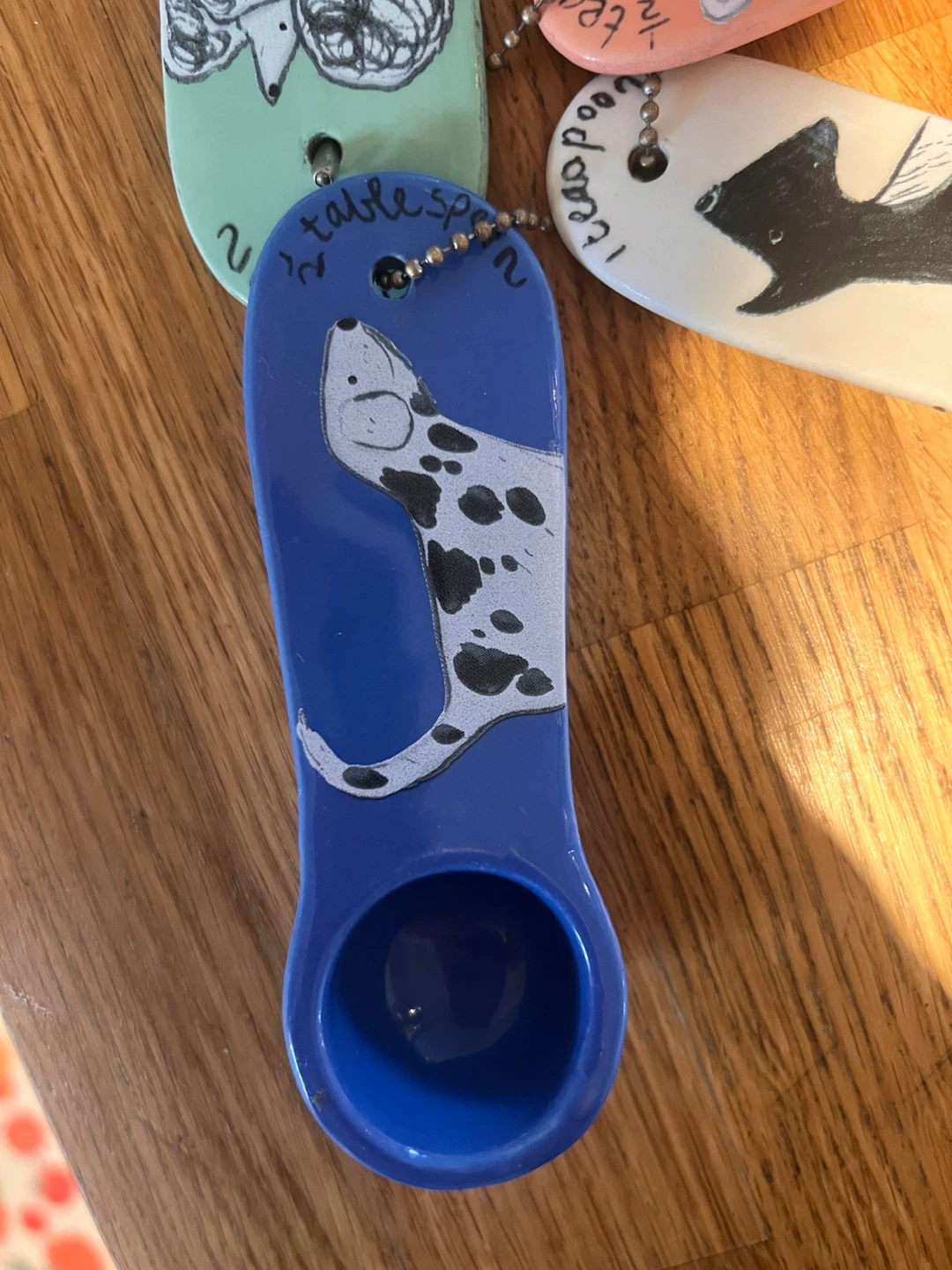 Anthropologie set of 4 Hand-Painted Ceramic Measuring Spoons - photo 4