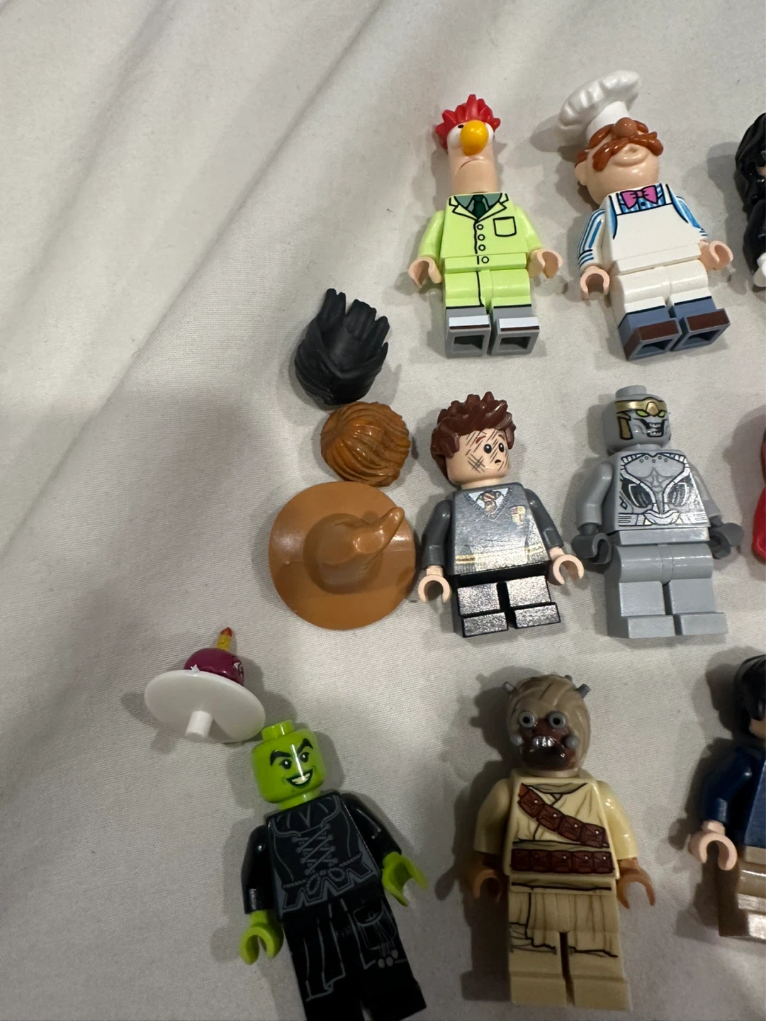 Assorted Lego Minifigures - photo 2