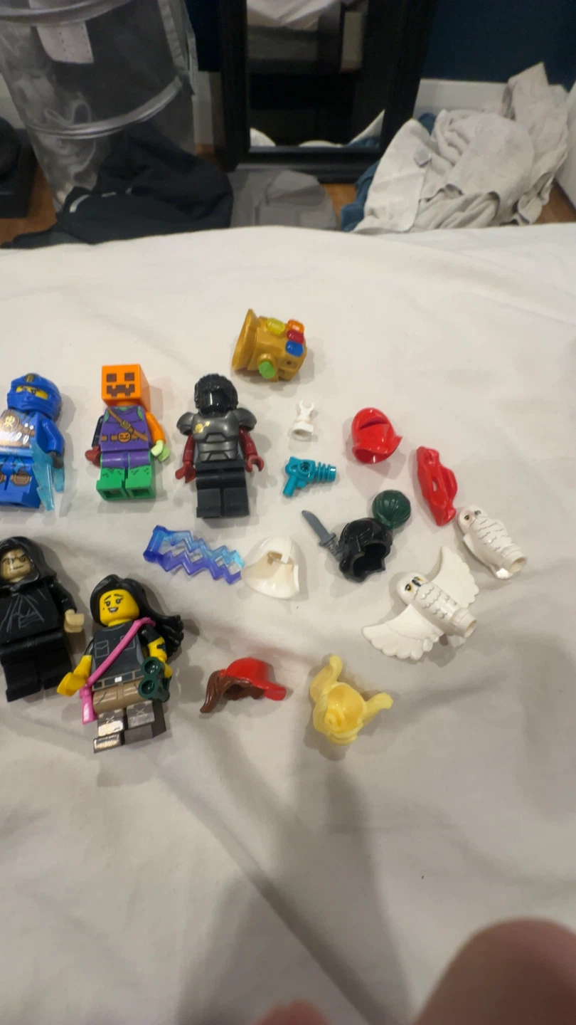 Assorted LEGO Minifigures and Accessories - photo 2