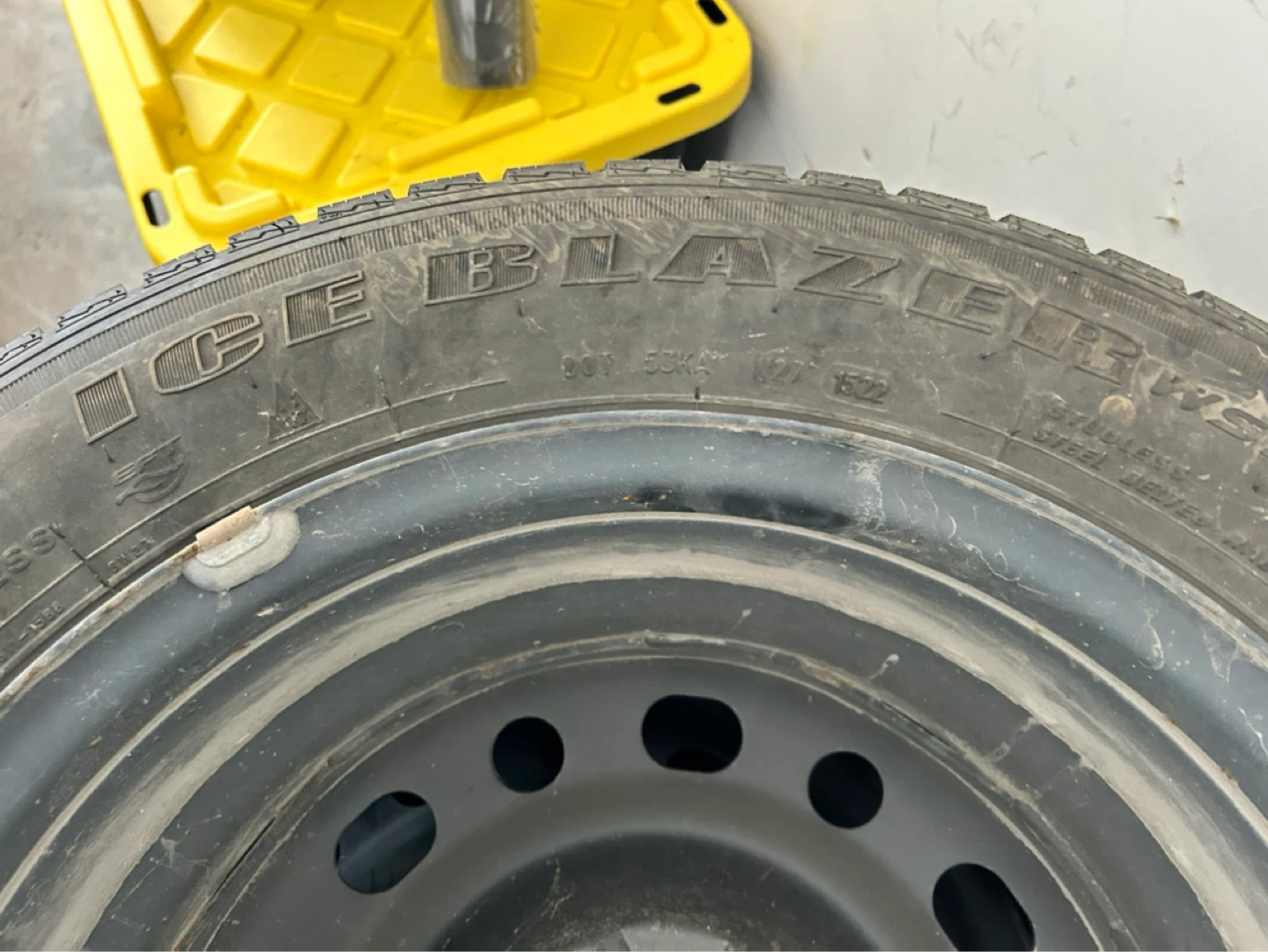 I season use. Winter tires Sailun Ice Blazer 215/60R16 (4) - photo 3
