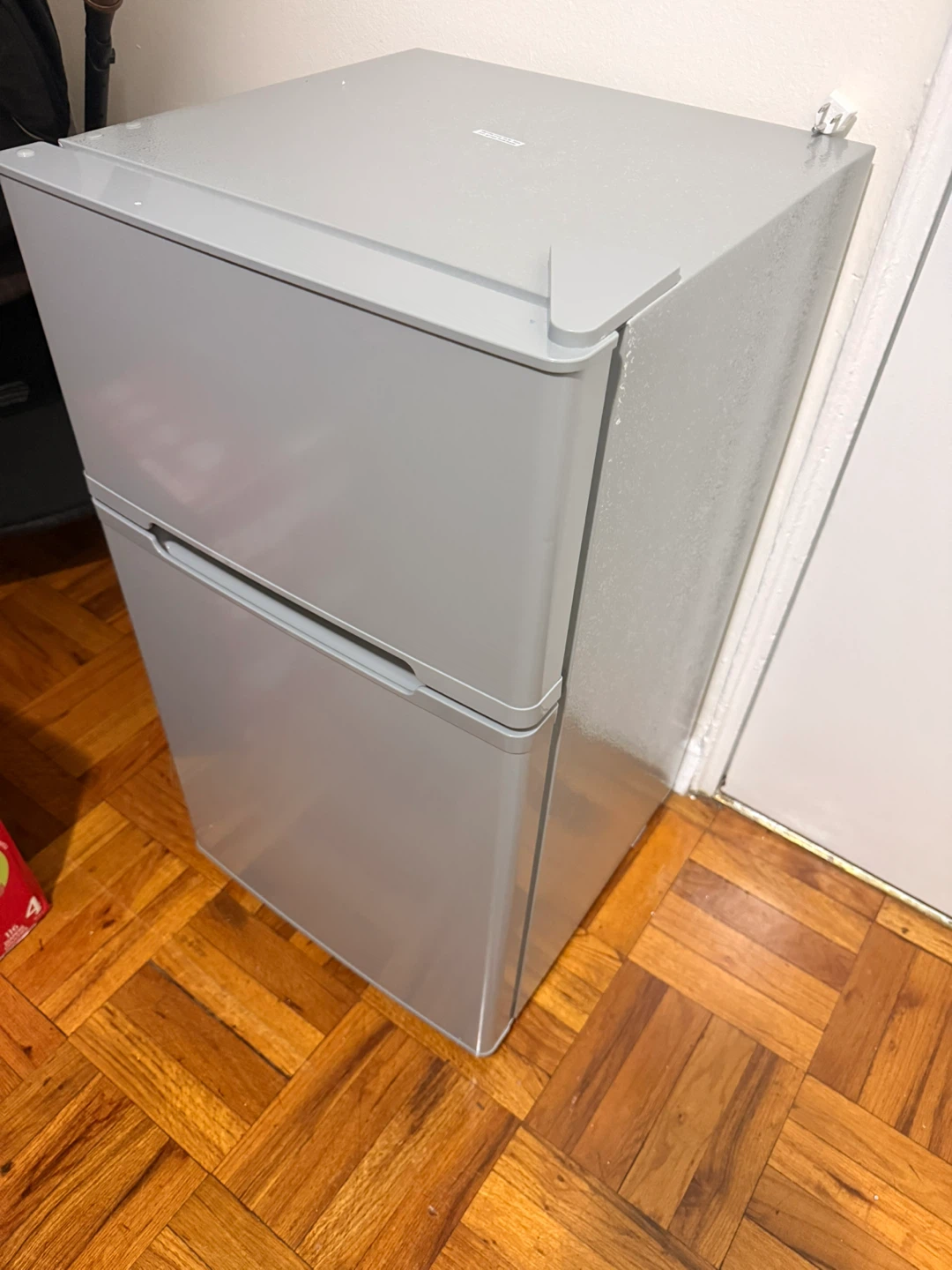 Compact Refrigerator - photo 2