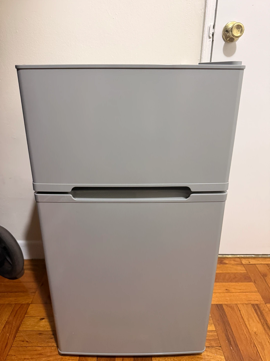 Compact Refrigerator