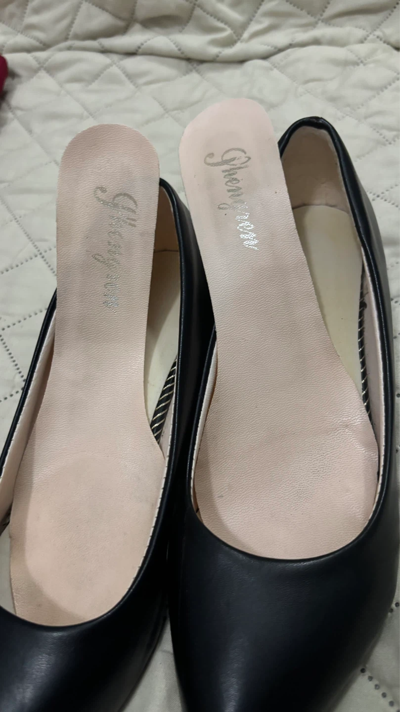 🌱 Black Faux Leather Pointed Toe Flats - photo 4