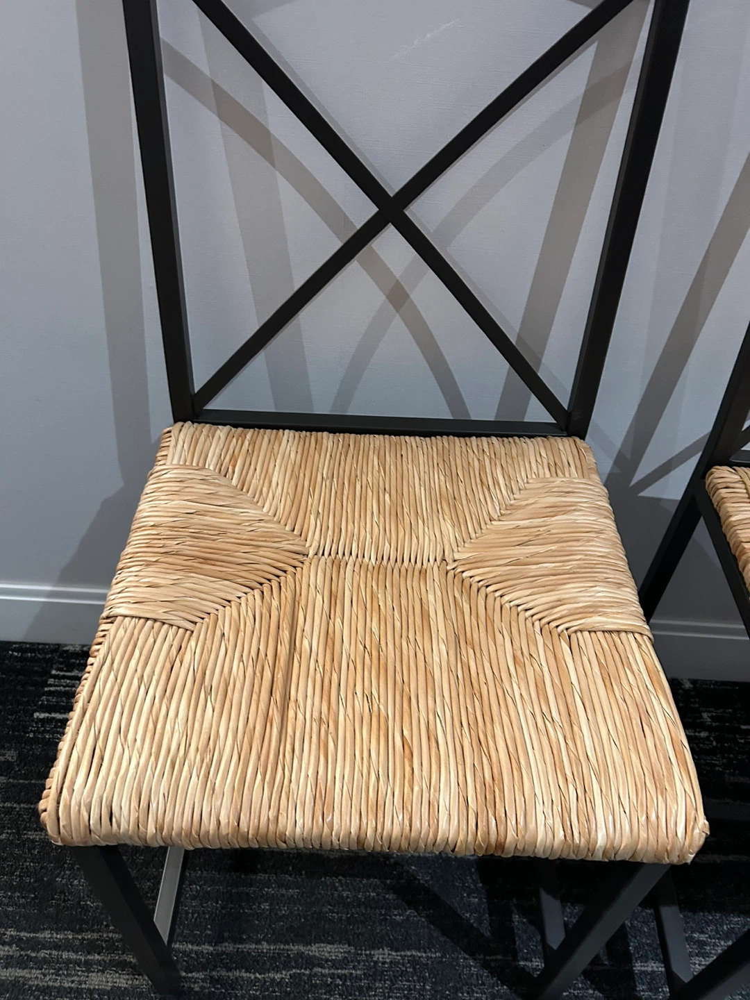 Set of 4 metal and woven seat dining chairs - photo 3