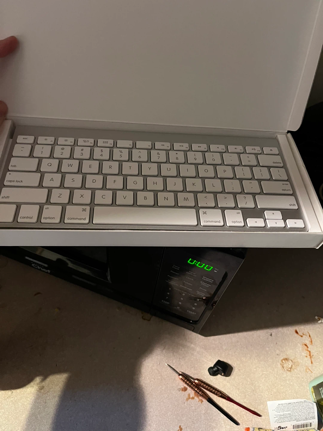 Apple Wireless Keyboard MC184LL/B - photo 2