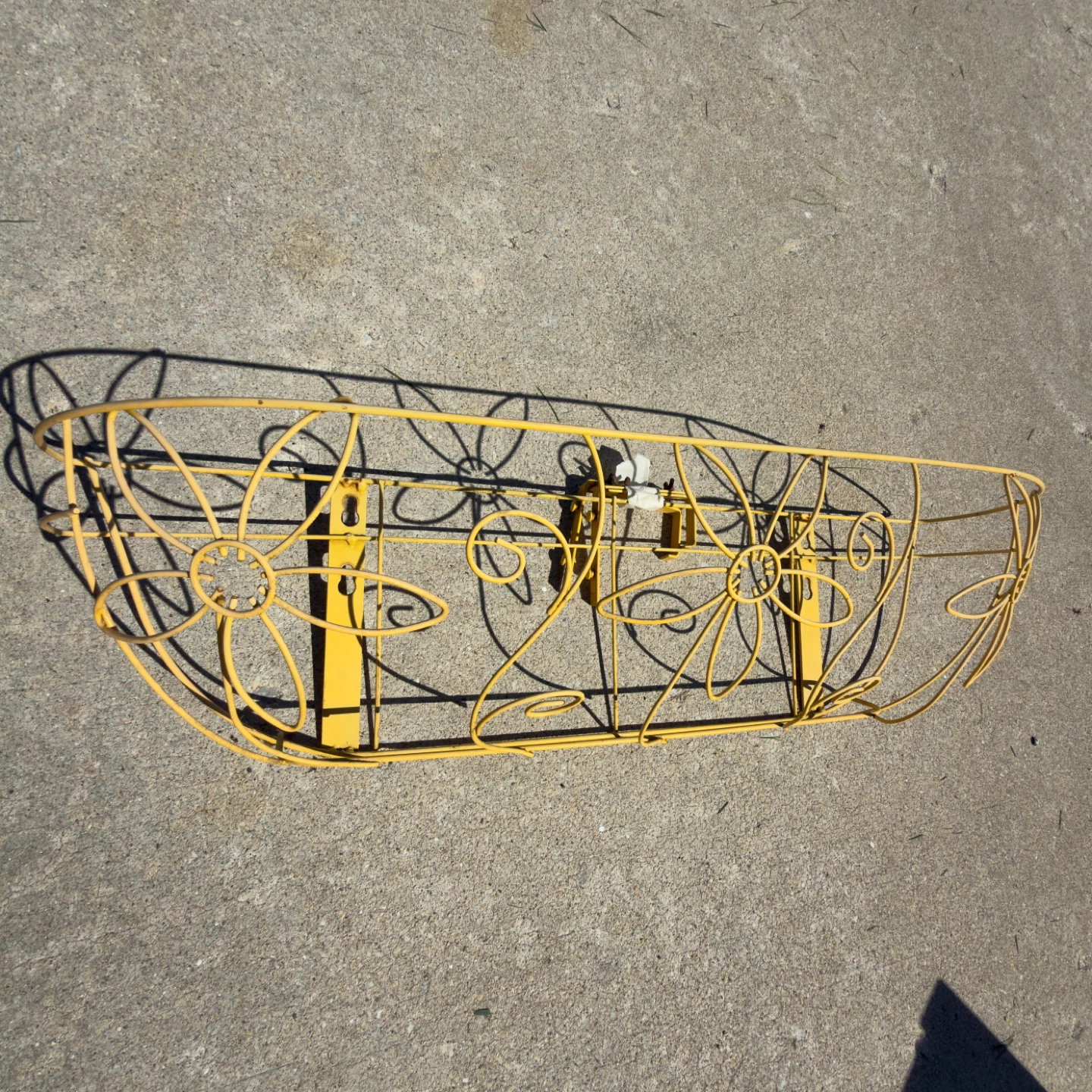 Yellow Metal Wire Flower Basket for Wall Mount - photo 2