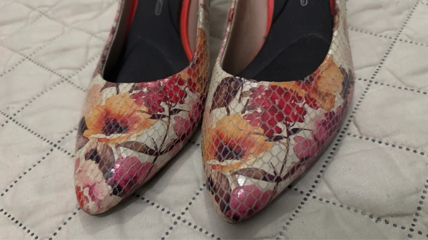 🌱 Rockport Women's Floral Print Heels