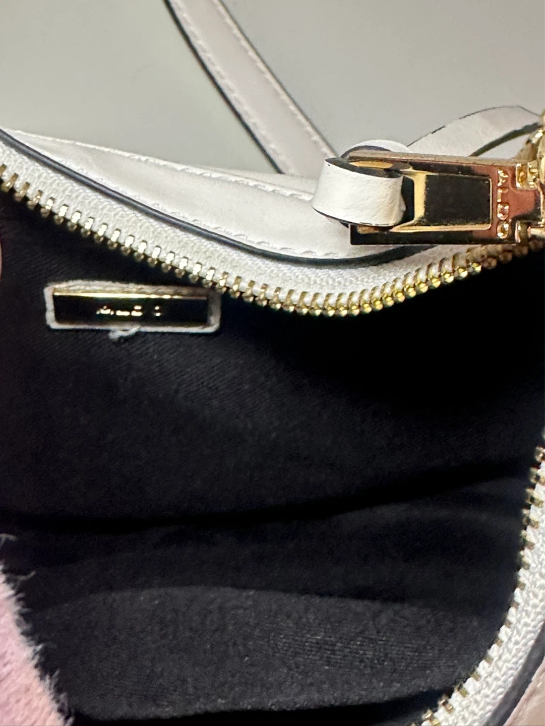 ALDO White Shoulder Bag with Gold Details - photo 4