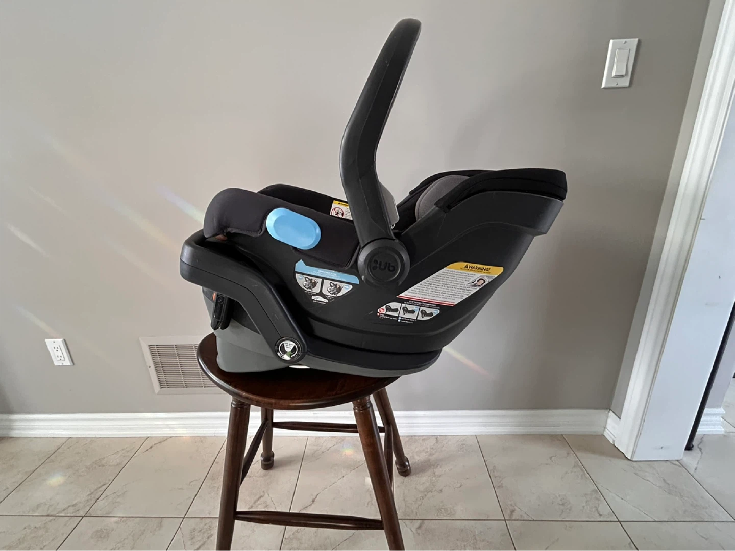UPPAbaby Mesa Infant Car Seat with Base - photo 5