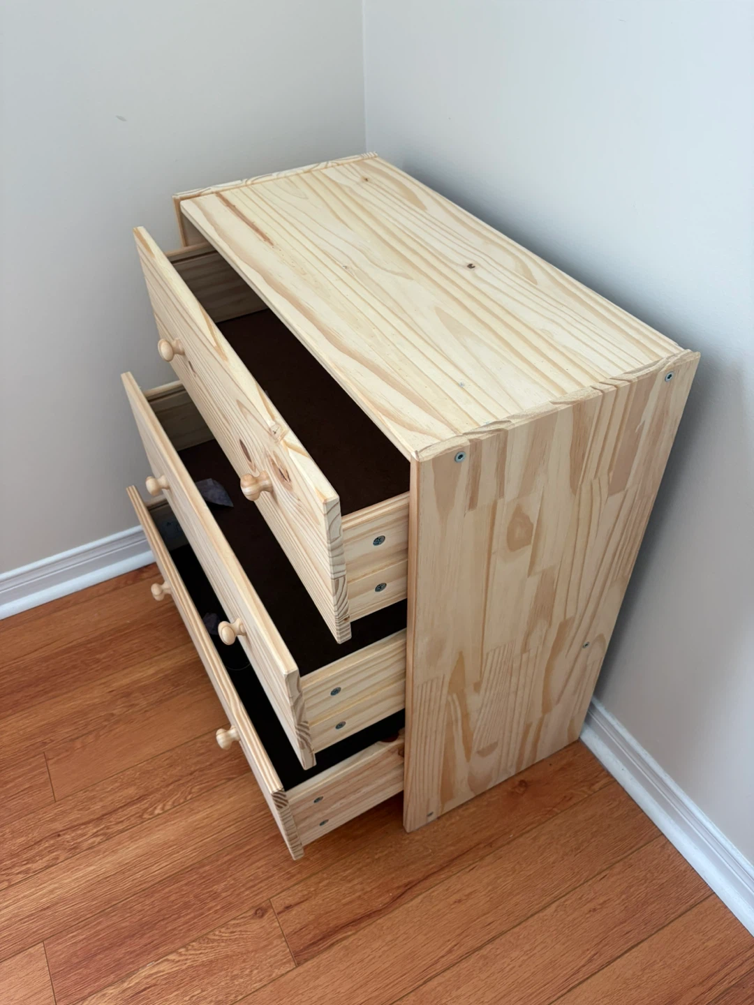 Pine 3-Drawer Dresser - photo 2