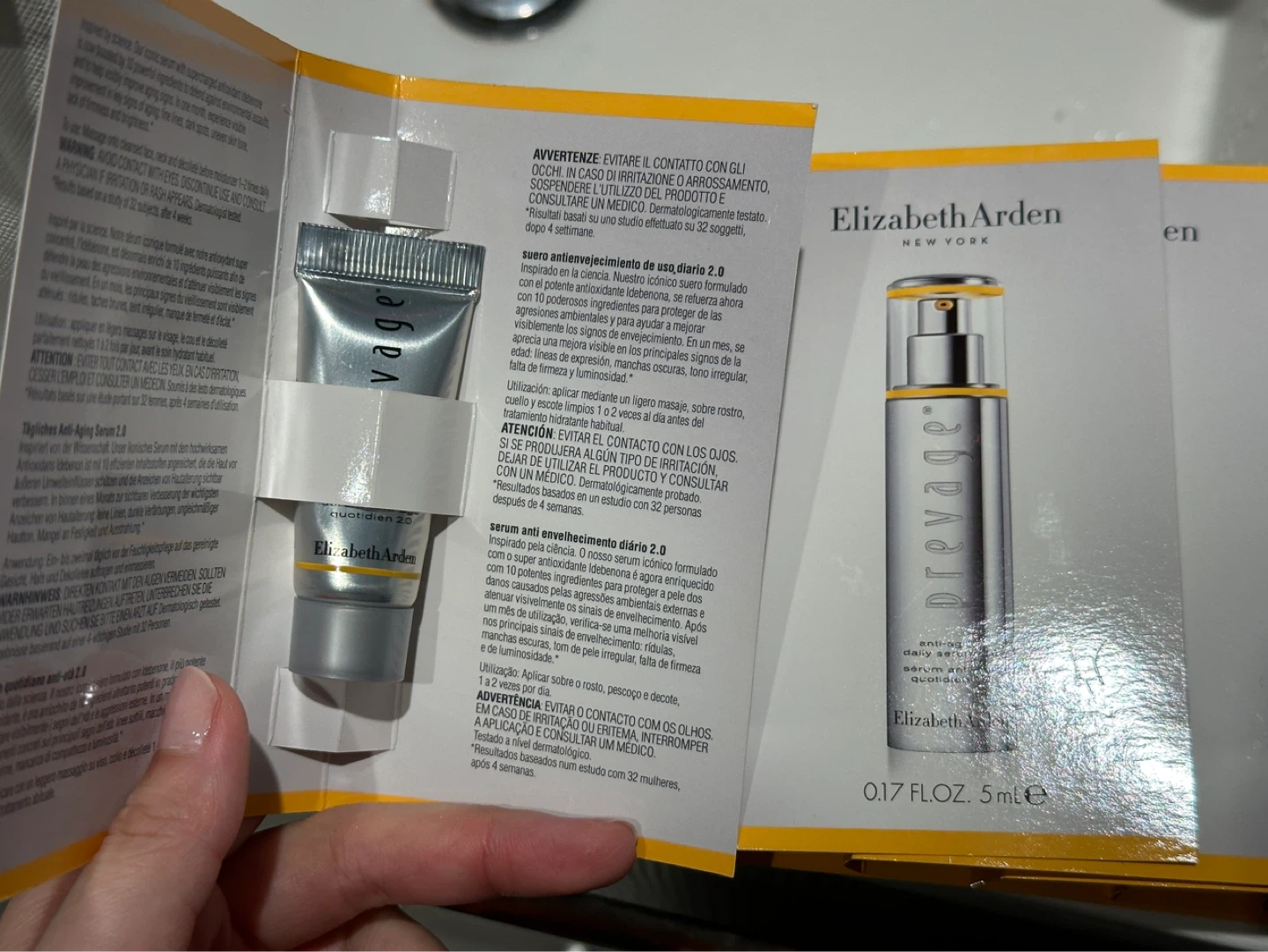 Elizabeth Arden Prevage Anti-Aging Daily Serum 2.0 (5mL) - photo 2