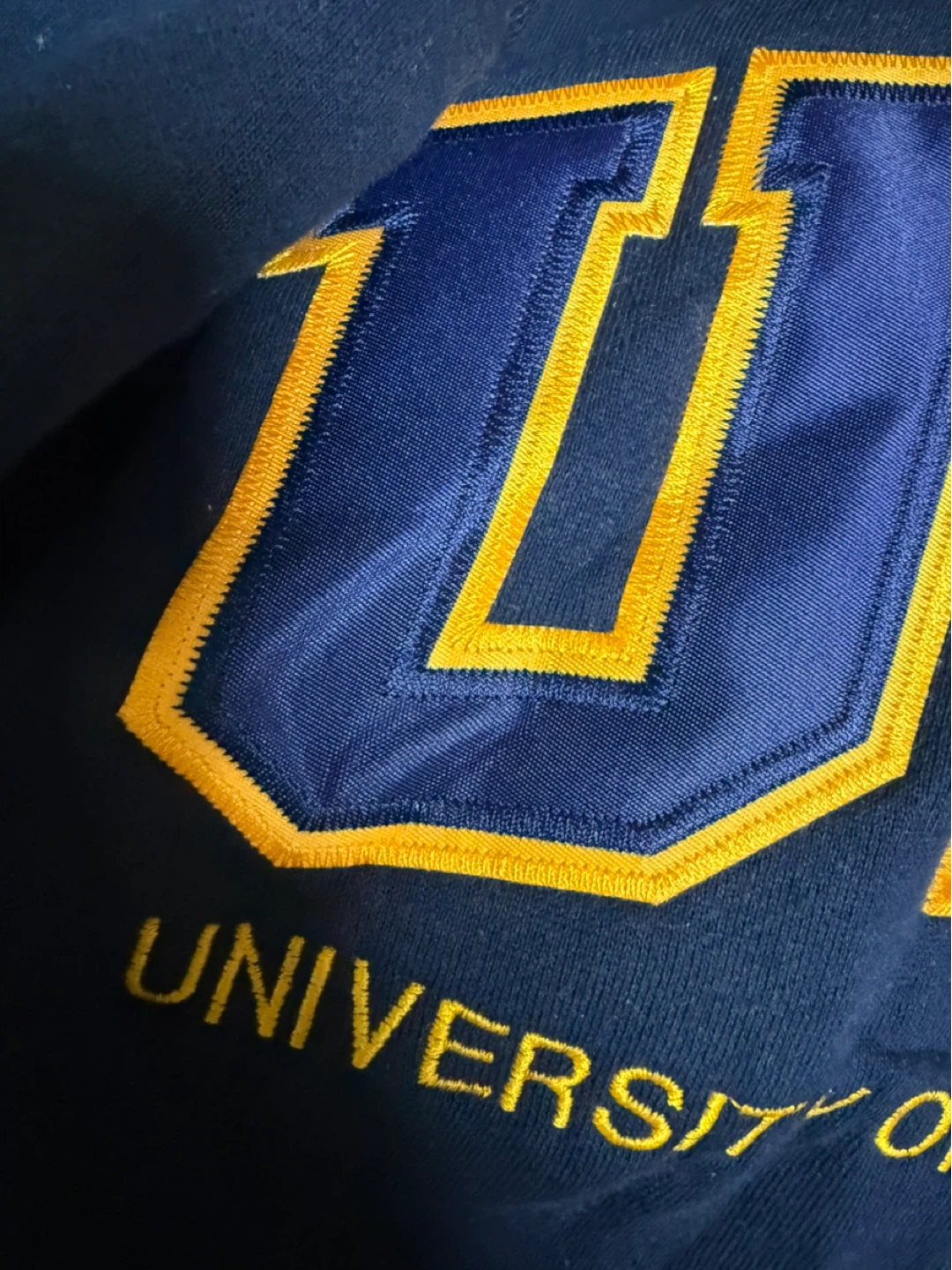 New navy UBC hoodie size M 🌱 - photo 5
