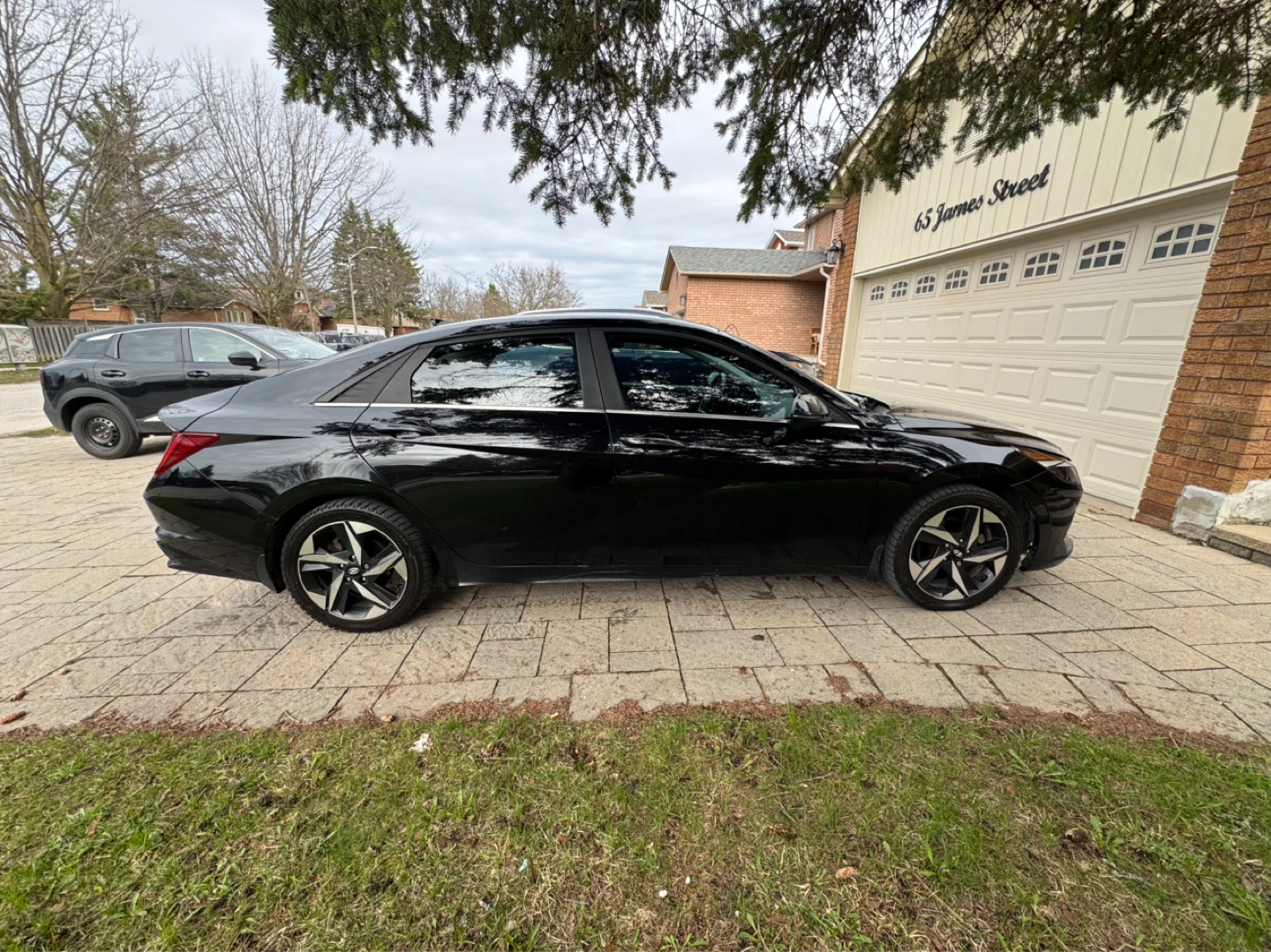 2022 Hyundai Elantra Ultimate – Fully Loaded