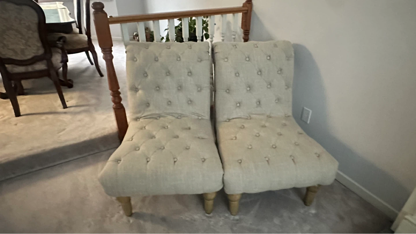 Tufted Settee Sofa with Accent Pillows - photo 5