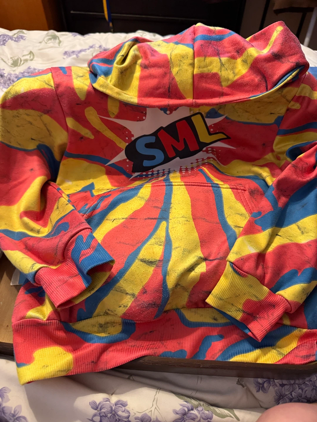 🌱  SML Hoodie Pullover Size Medium
