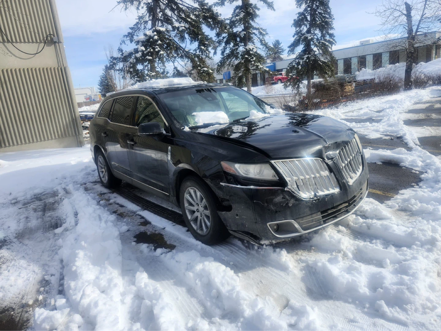 Black Lincoln MKT
