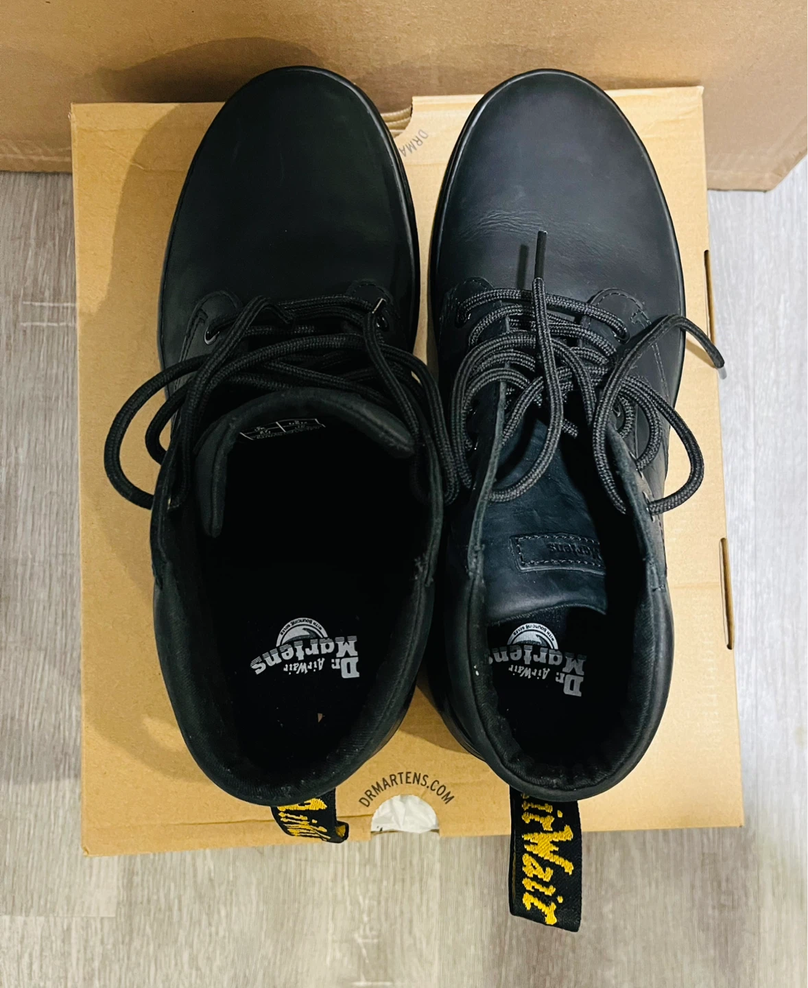 Used only Twice, Dr. Martens Black Bonny Leather Lace-Up Boots - photo 2