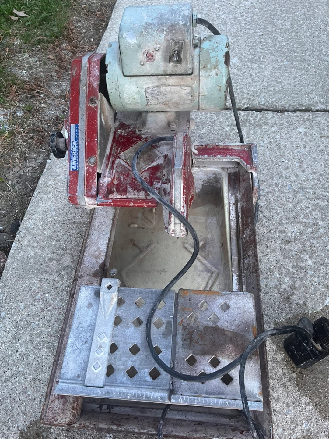 MK Diamond MK-850 Wet Tile Saw - photo 3