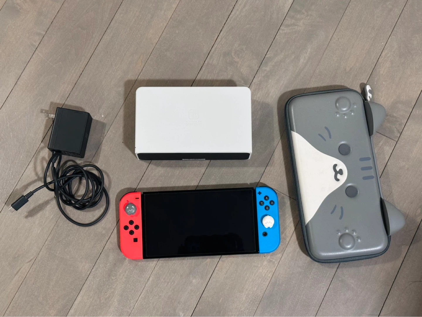 Nintendo Switch OLED + 1TB MicroSD + Protective Case