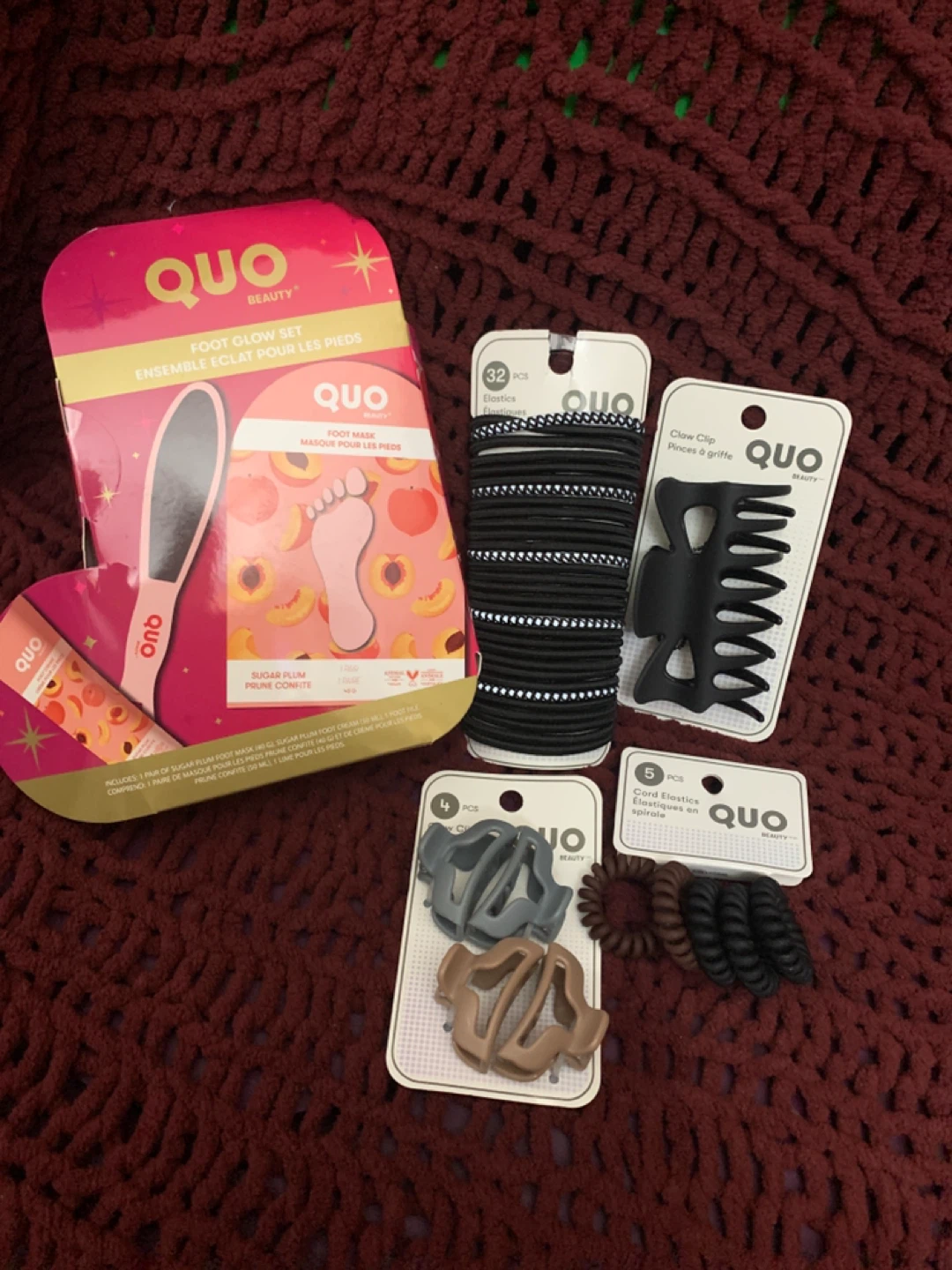 QUO Beauty Foot Glow Set and Hair Accessories