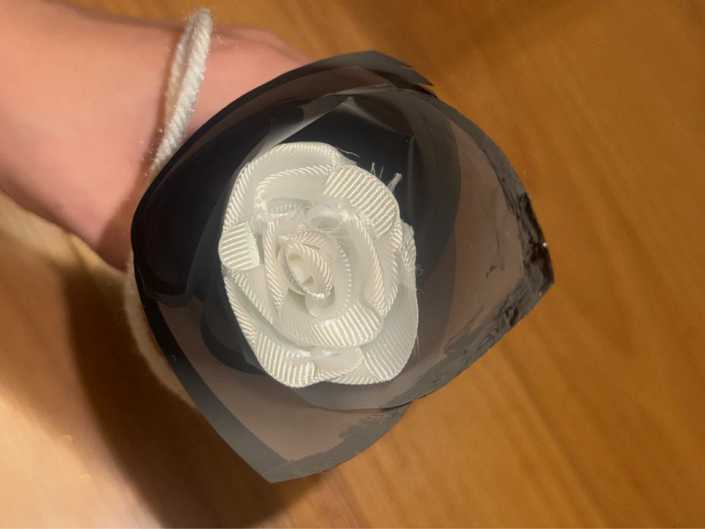White Ribbon Rose in Black Cone - photo 3