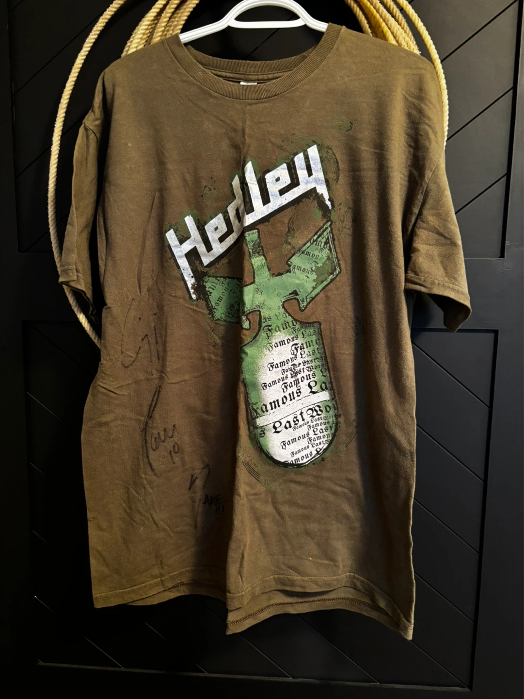 Hedley Famous Last Word Concert Tee Signed