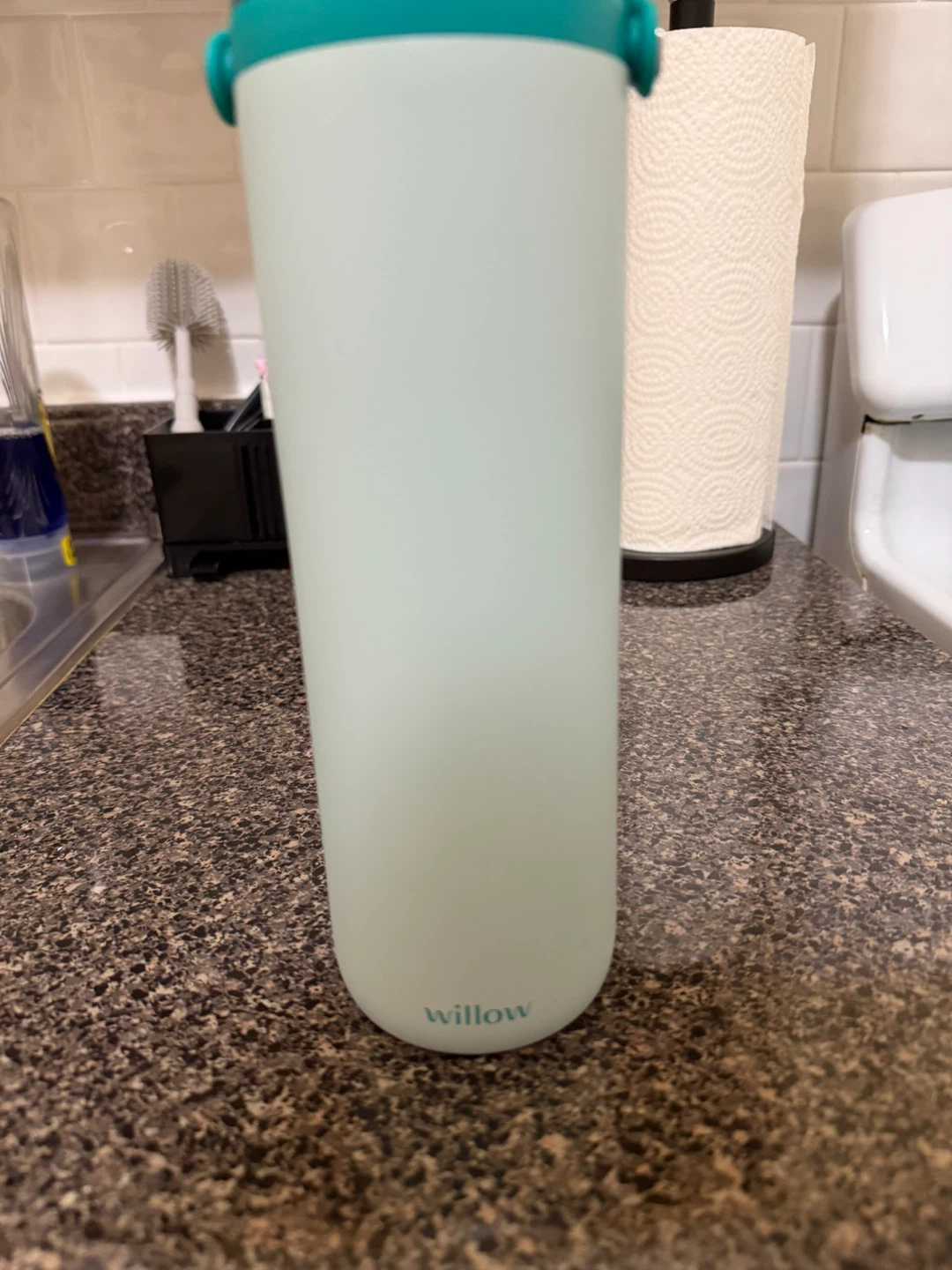 Willow portable breast milk cooler