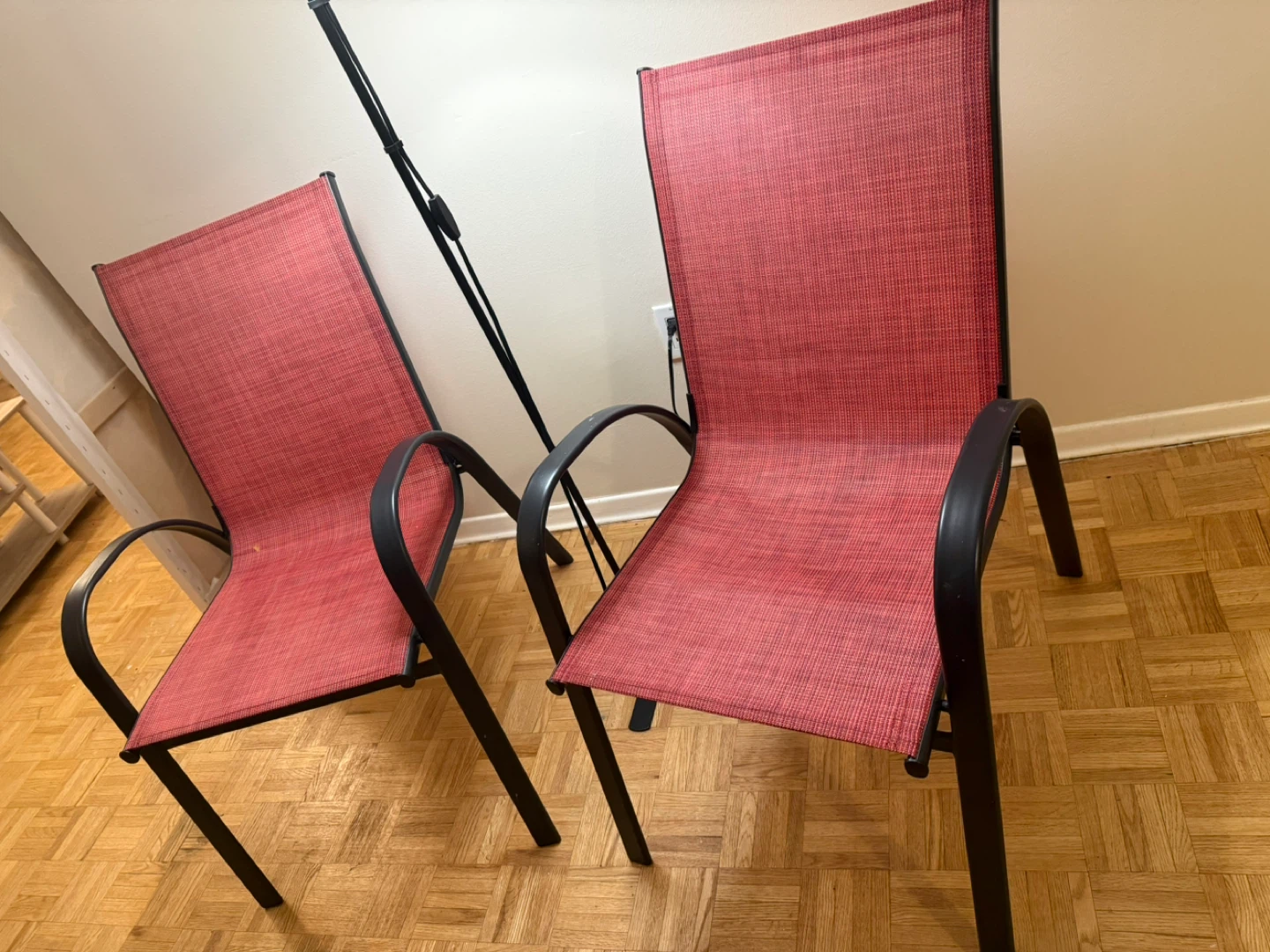 Set of 2 Red Patio Chairs - photo 2
