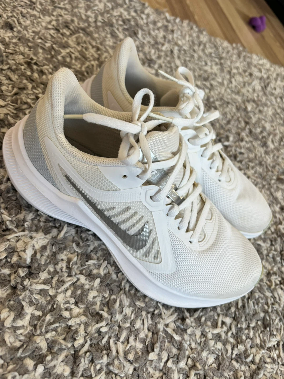 Nike Downshifter 10 Women's Running Shoes White/Silver US 8.5