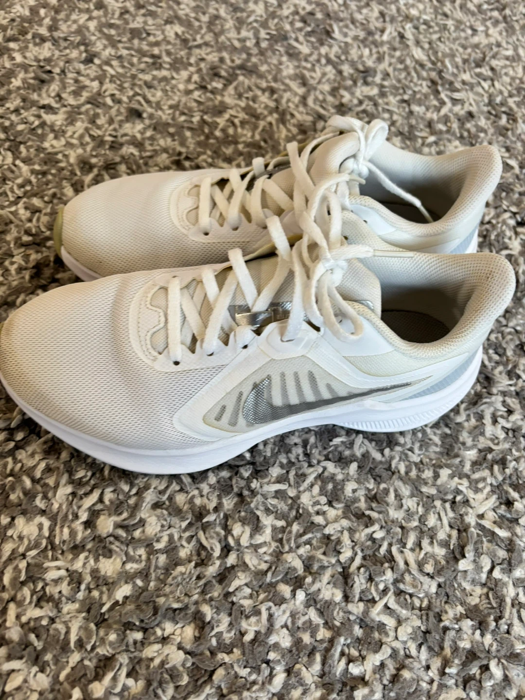 Nike Downshifter 10 Women's Running Shoes White/Silver US 8.5 - photo 3