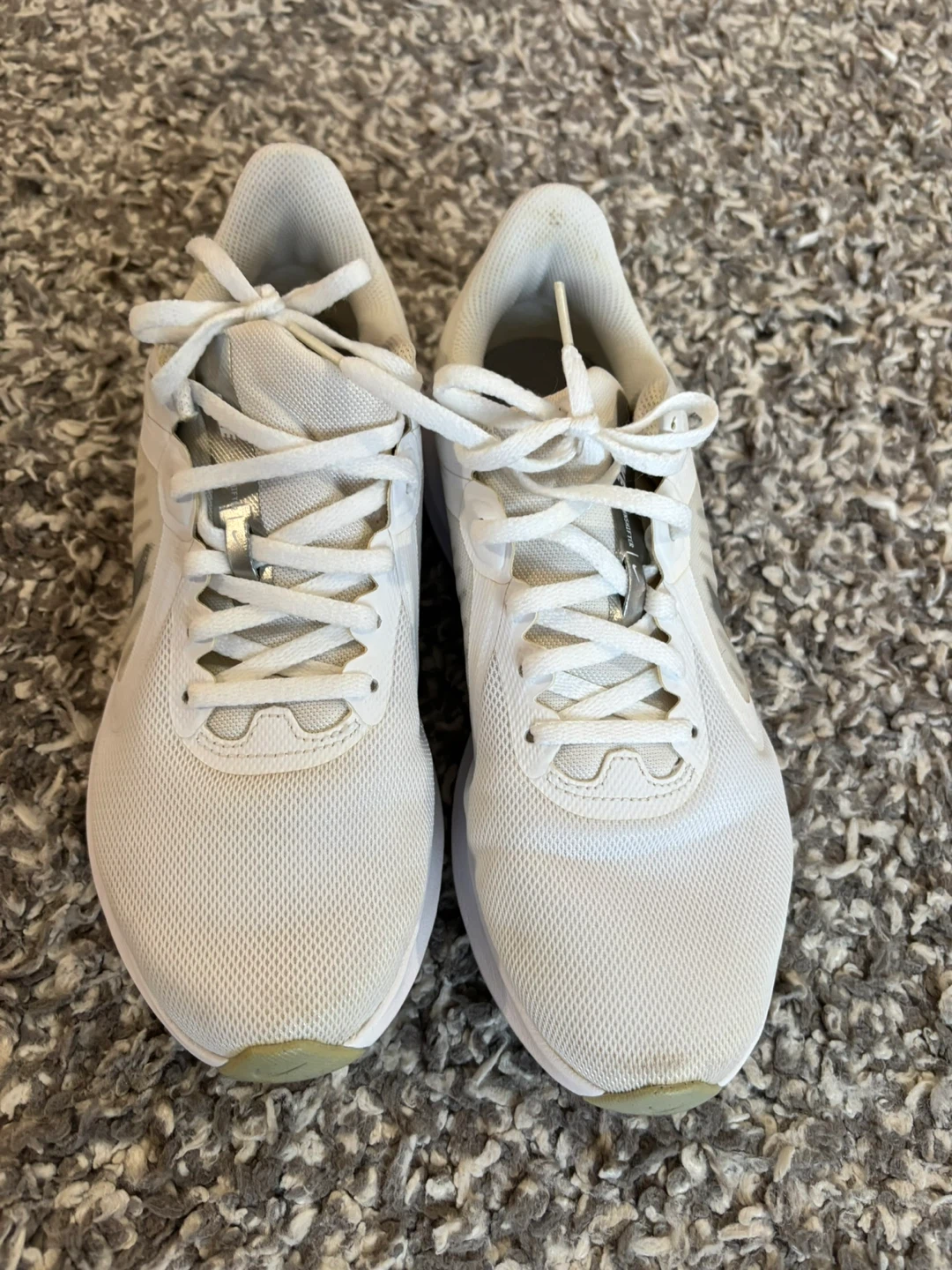 Nike Downshifter 10 Women's Running Shoes White/Silver US 8.5 - photo 2