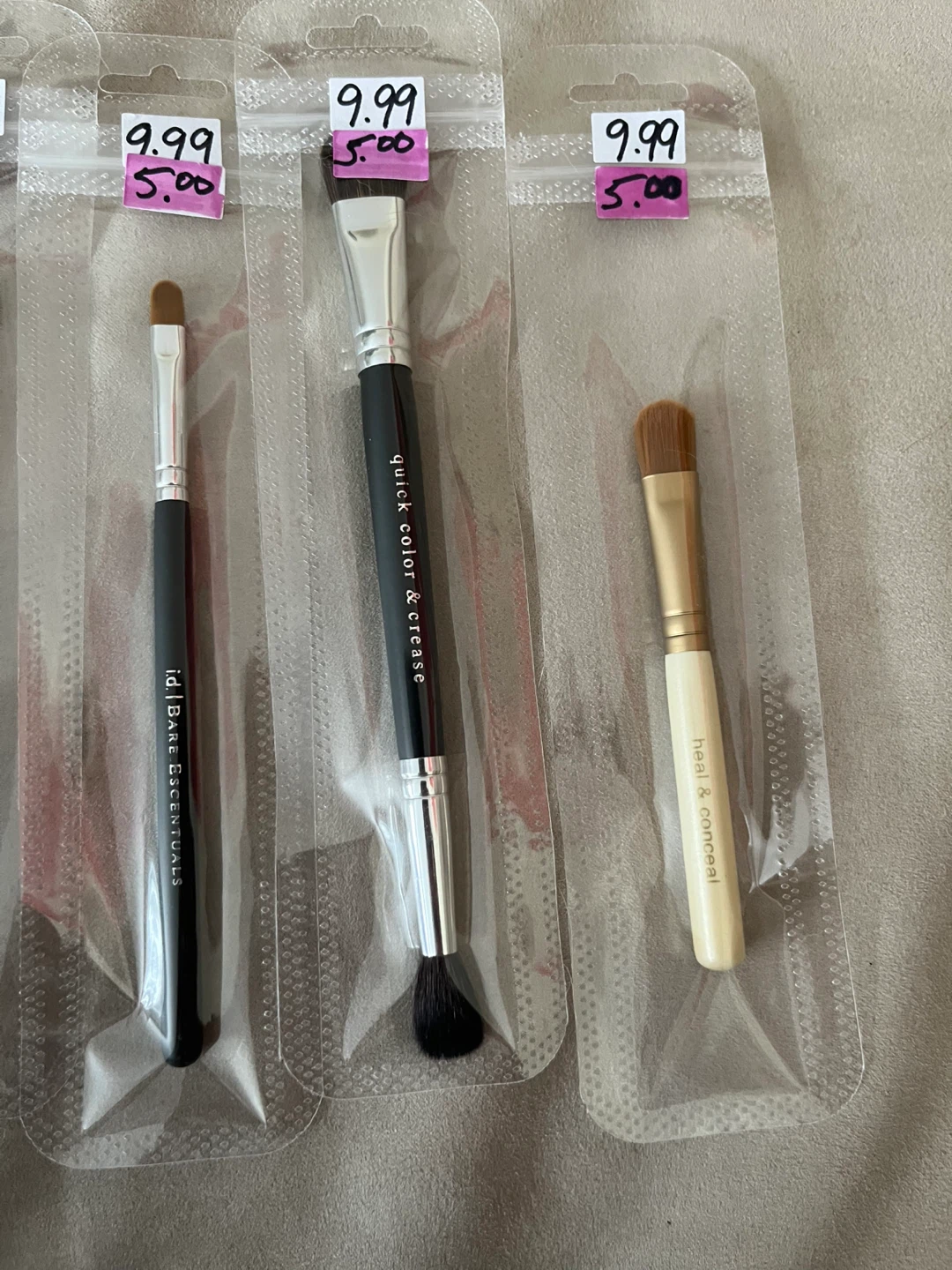 Bare Escentuals Makeup Brushes - photo 4