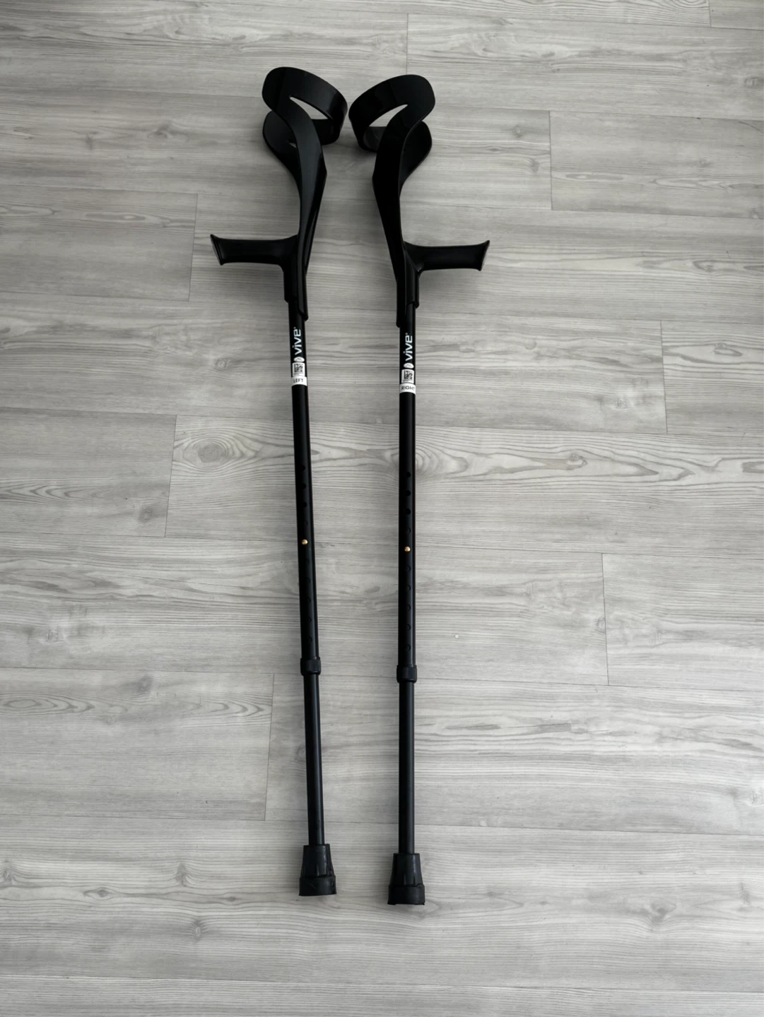 Vive Forearm Crutches