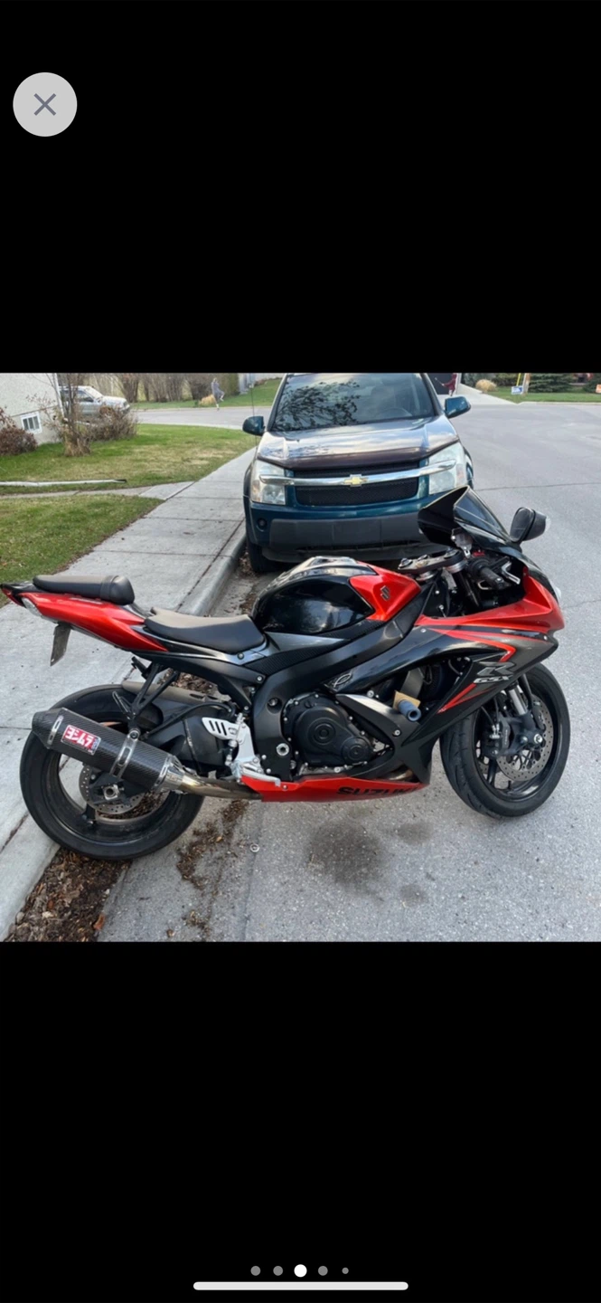 Suzuki GSX-R Motorcycle - photo 4