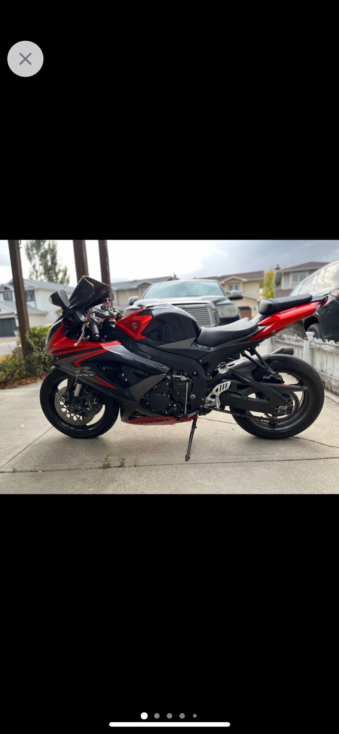 Suzuki GSX-R Motorcycle - photo 5