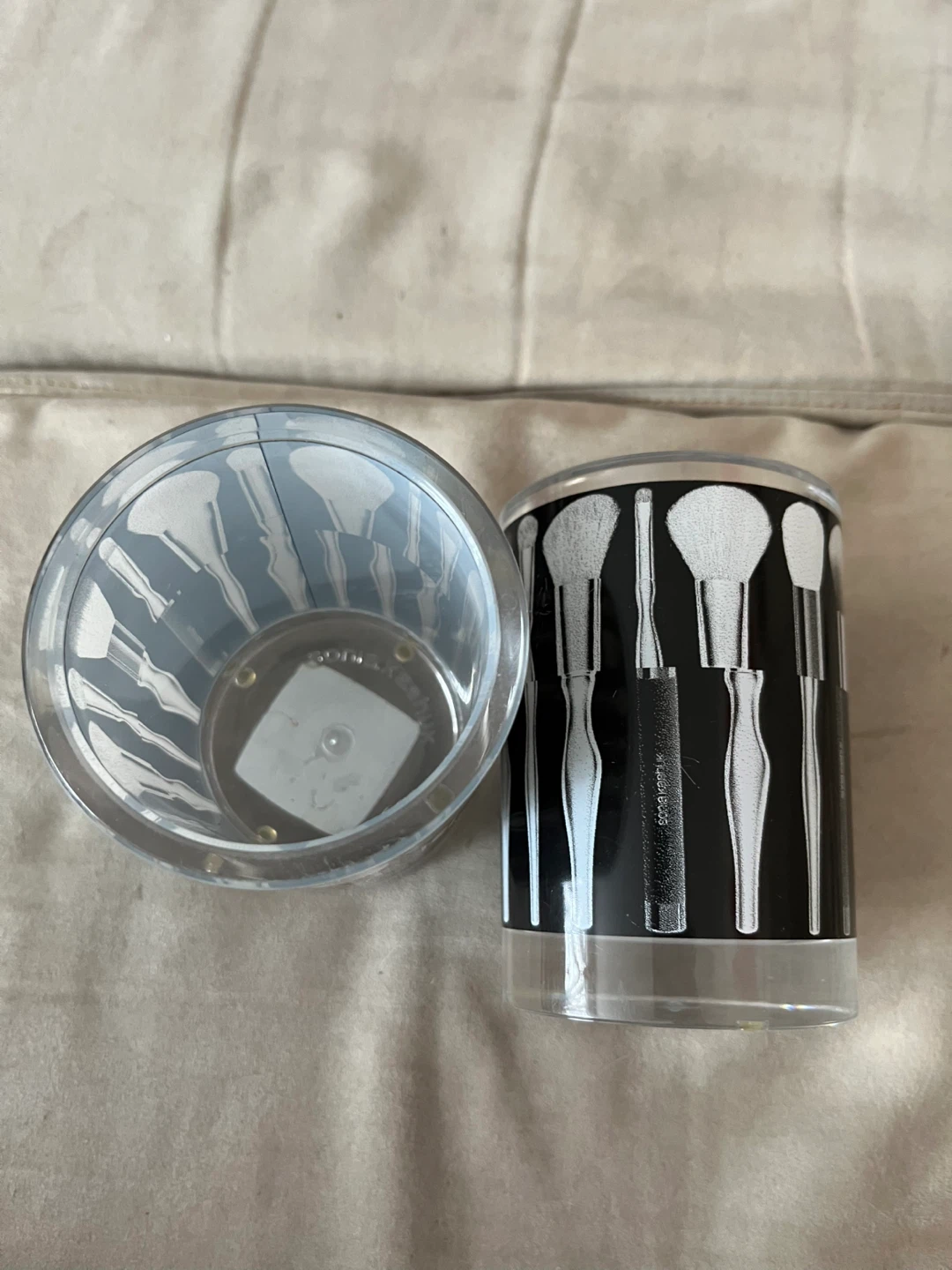 Makeup Brush Holders - photo 2