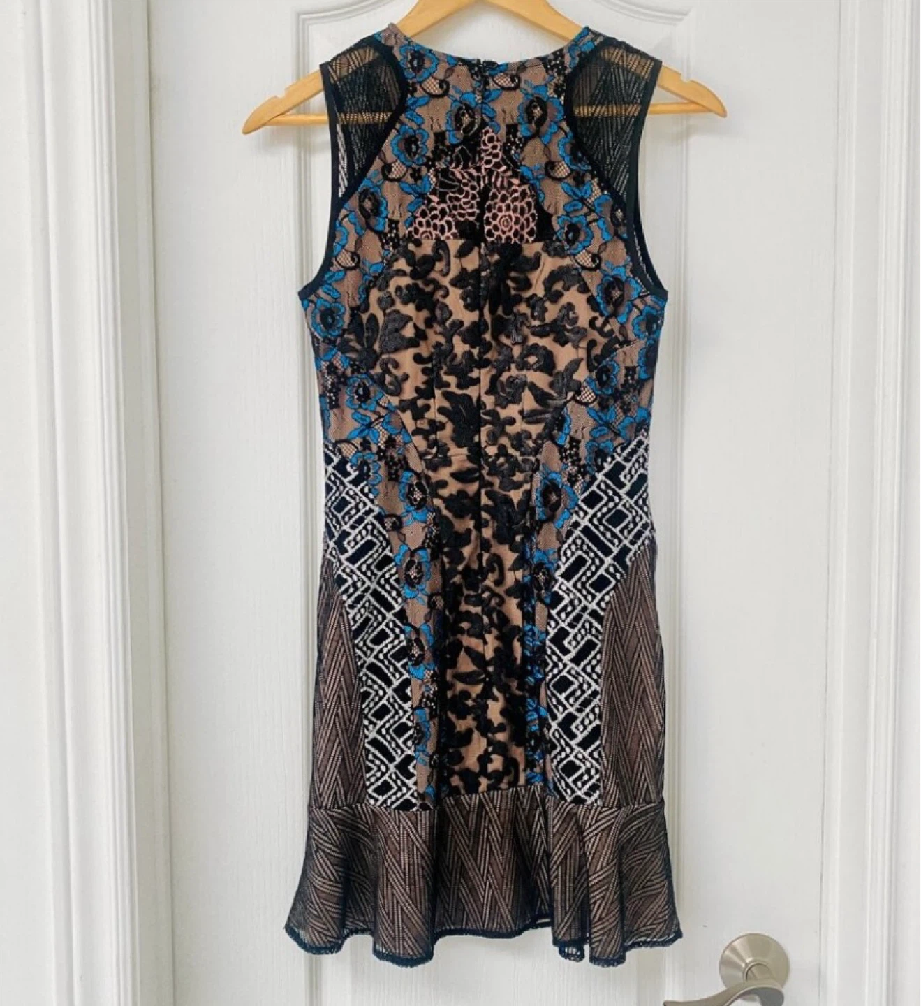 Greyline XS Lace Dress - photo 3